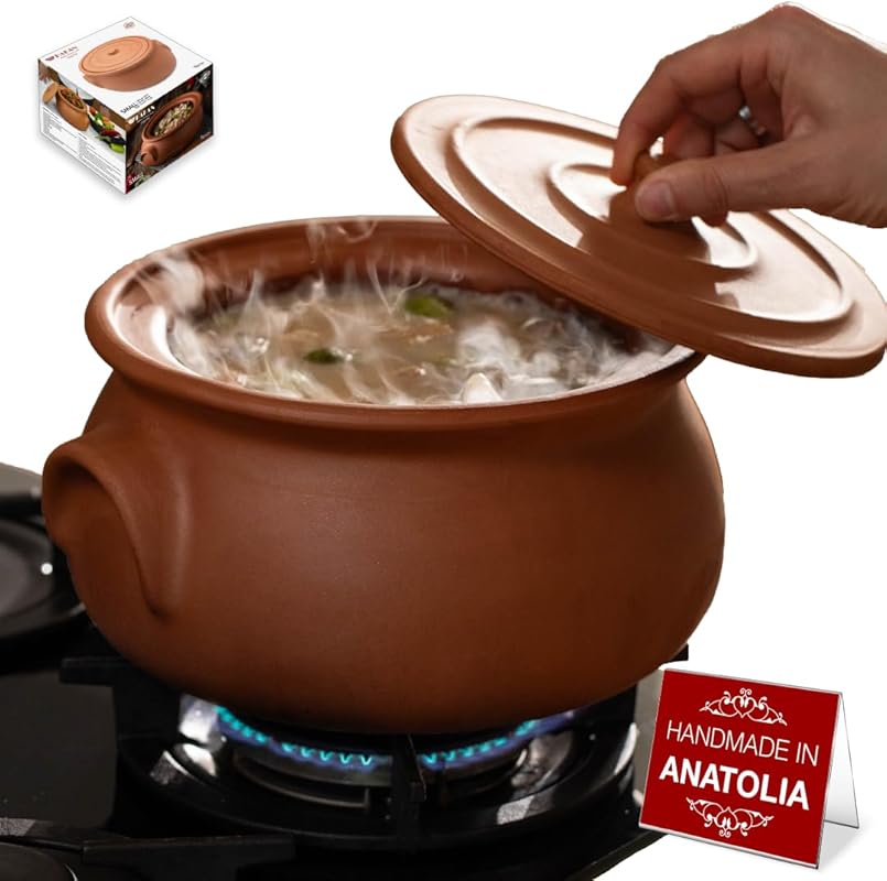 Hakan Suphan Handmade 4.7-Quart Clay Cooking Pot with Lid - Unglazed T
