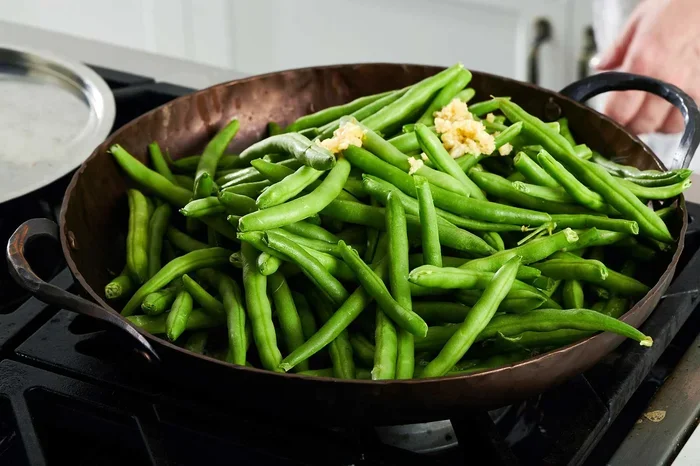 How to Cook Fresh Green Beans on the Stove