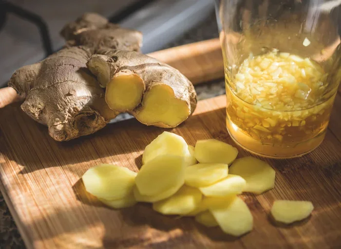 Eating Raw Ginger