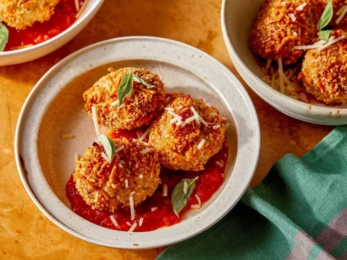 Meatball Recipe with Bread Crumbs