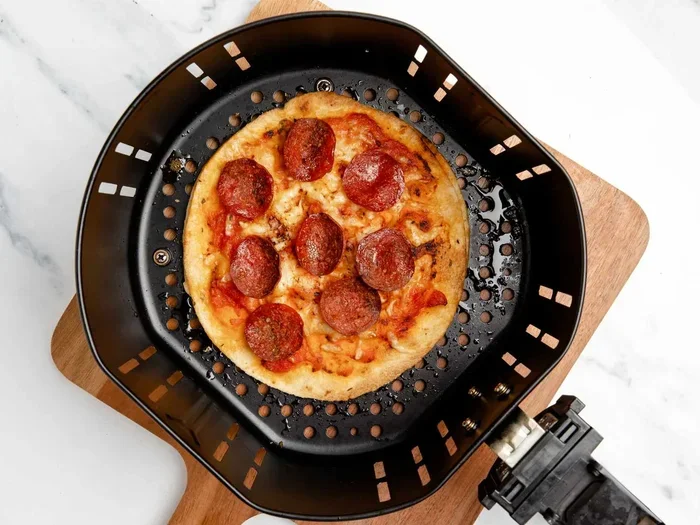 Reheat Pizza in Air Fryer