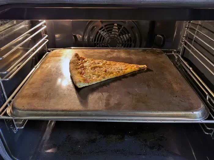 How to Reheat Pizza