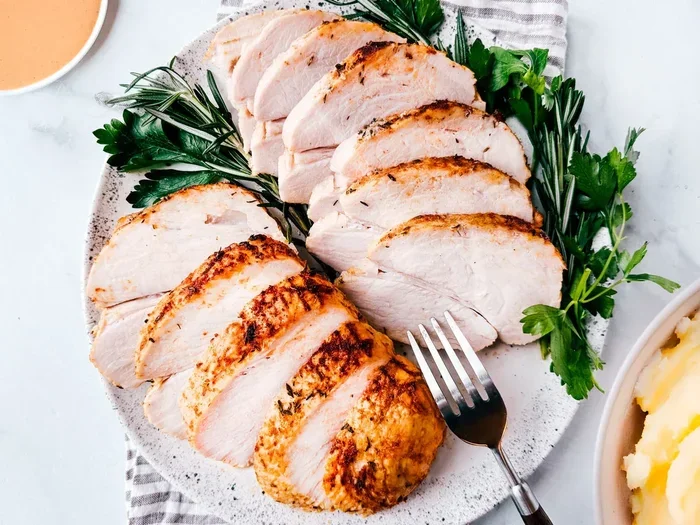 How to Roast a Turkey Breast in the Oven