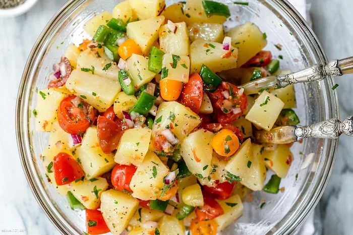 Do Tomatoes Go with Potatoe Salad